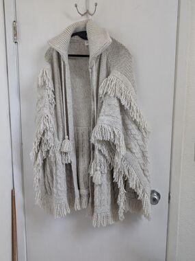 GAP Knit Poncho in Soft Cream